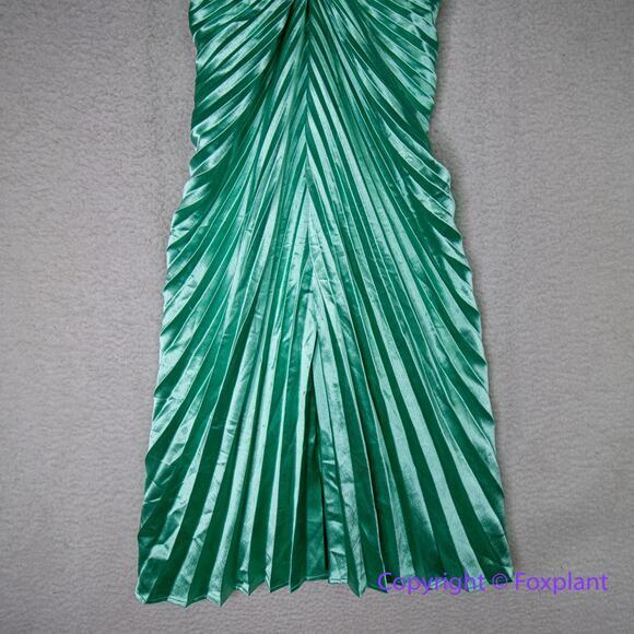 Anthropologie Delfi Pleated Pop Midi Dress in green, size XS - Picture 9 of 16